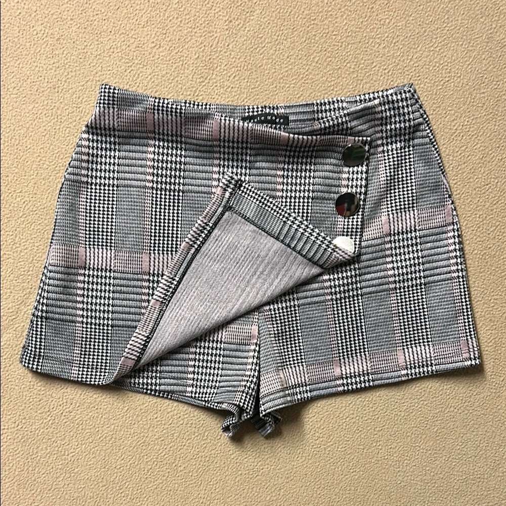 Plaid Women’s Skort Size Medium